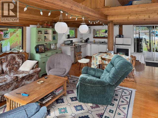 1229 TENNYSON RD