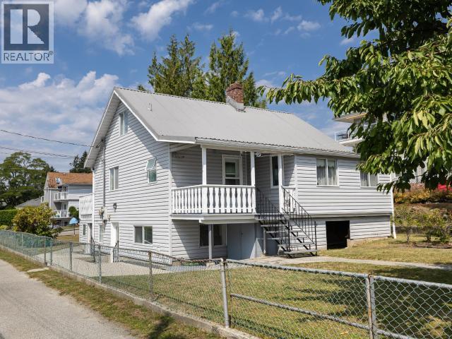 6892 BURNABY STREET