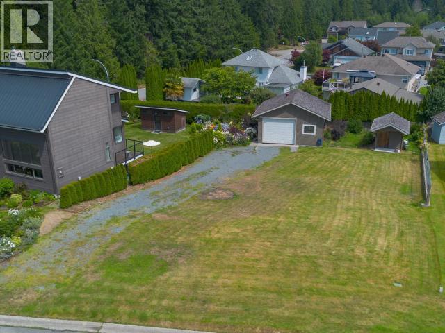Lot 2 CARIBOO AVE